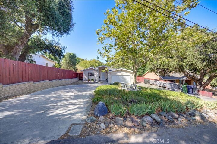 Property Photo:  4887 Arizona Avenue  CA 93422 