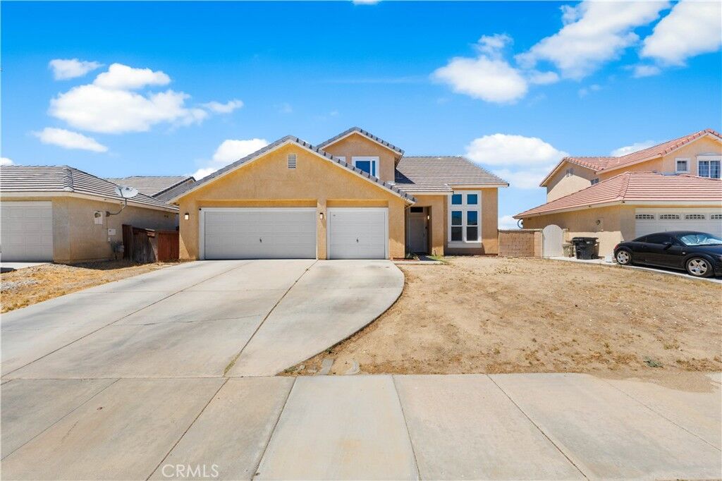 Property Photo: 2659 Cold Creek Avenue CA 93560