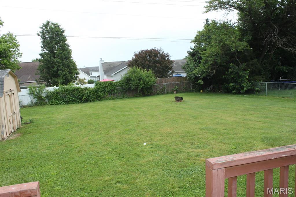 Property Photo:  16 S Lang Drive  MO 63366 