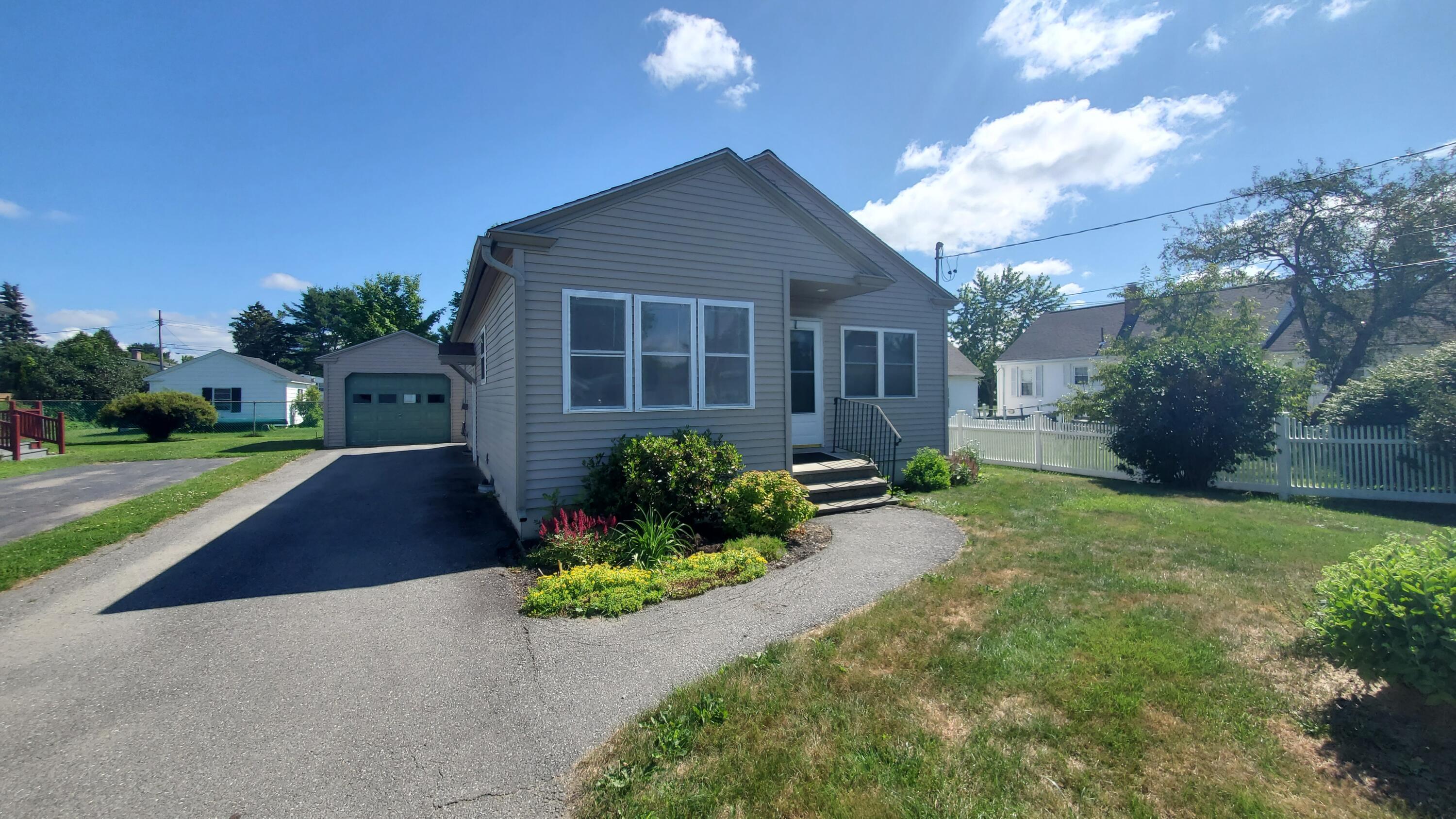 Property Photo:  9 Wood Street  ME 04401 