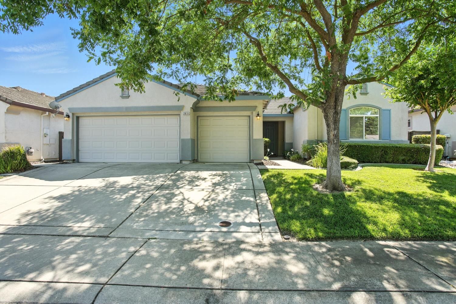 Property Photo:  2816 Granite Park Lane  CA 95758 