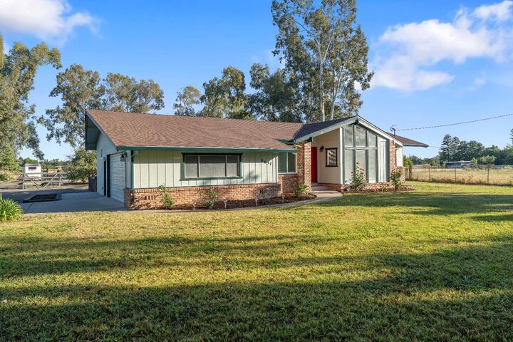 Property Photo: 8651 Bader Rd CA 95624