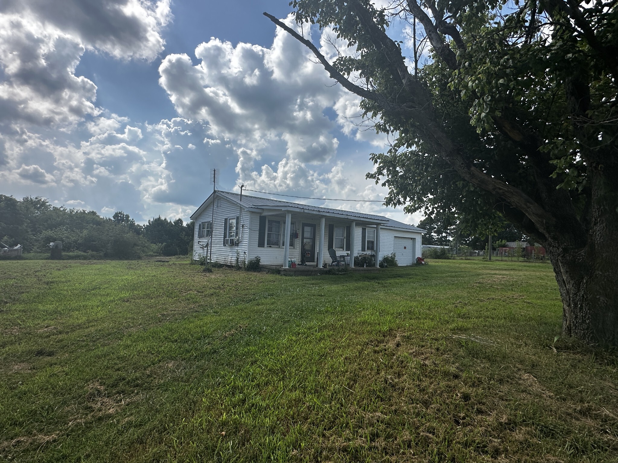 Property Photo: 51 Mockerson Rd TN 38468