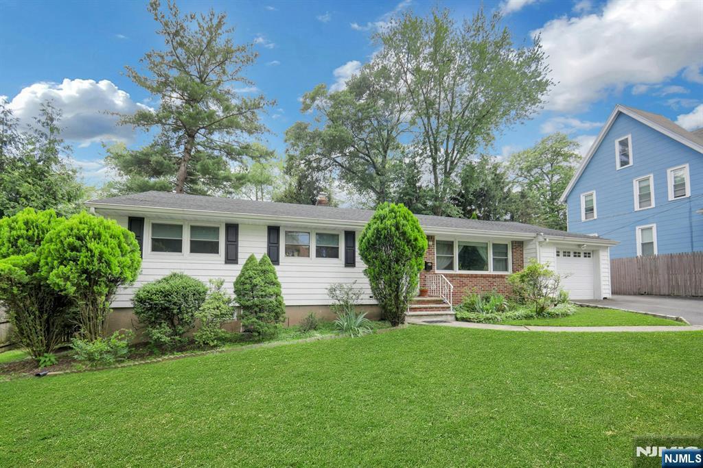 Property Photo: 31 Hardenburgh Avenue NJ 07627