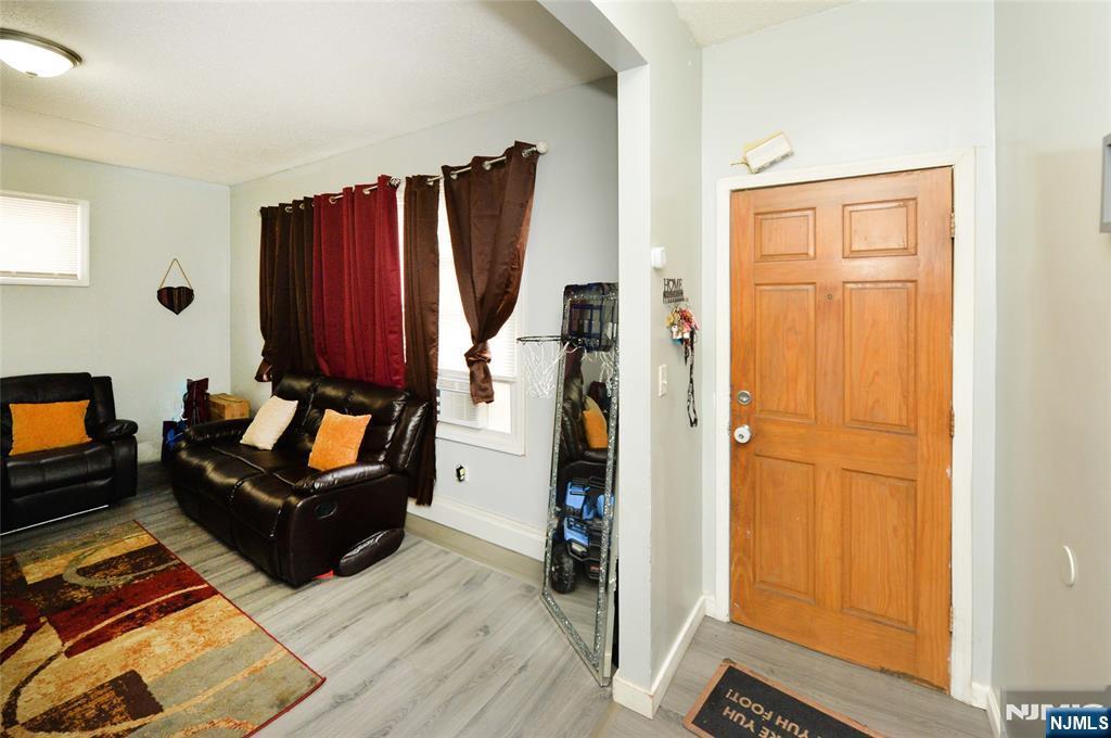Property Photo:  719 18th Avenue  NJ 07111 