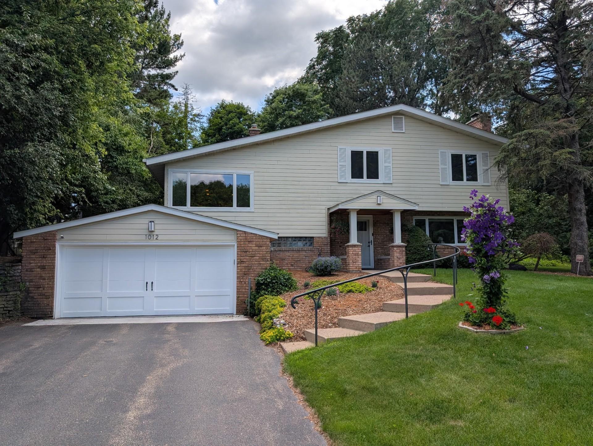 1012 James Court  Mendota Heights MN 55118 photo