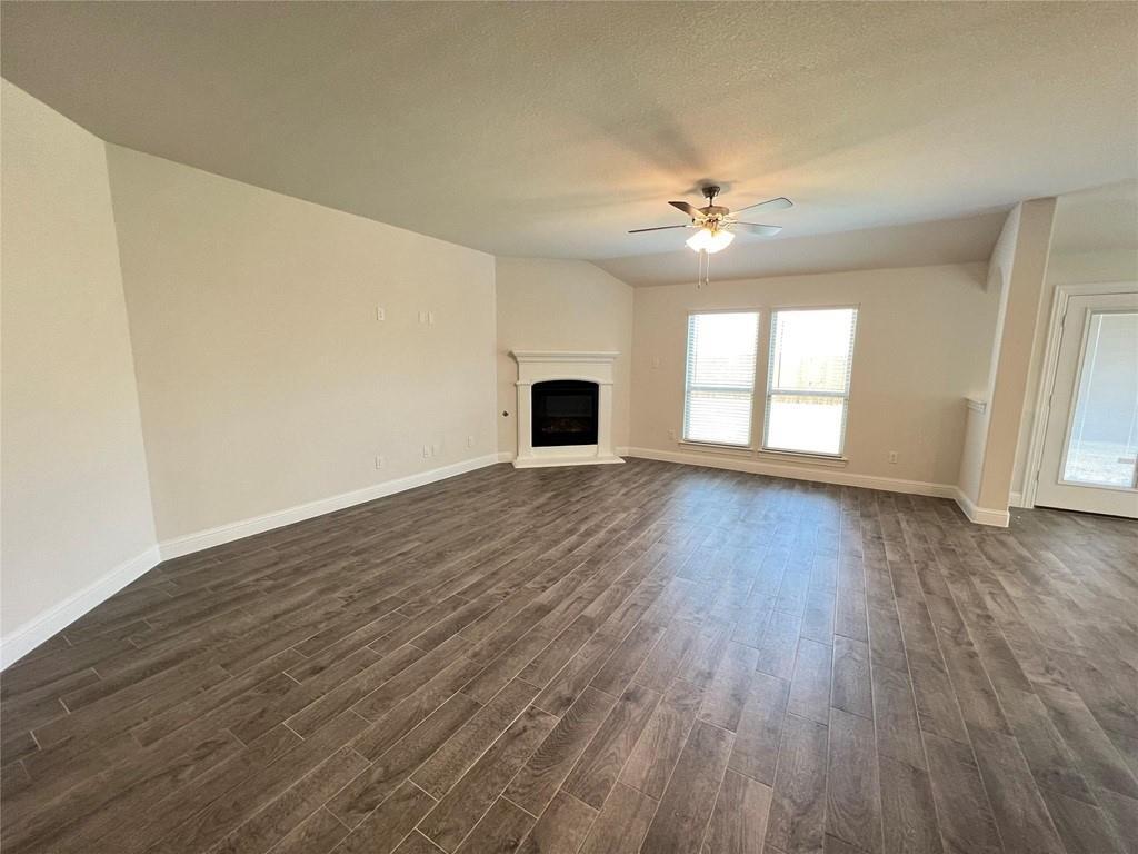 Property Photo: 11221 Ranchera Drive TX 76227