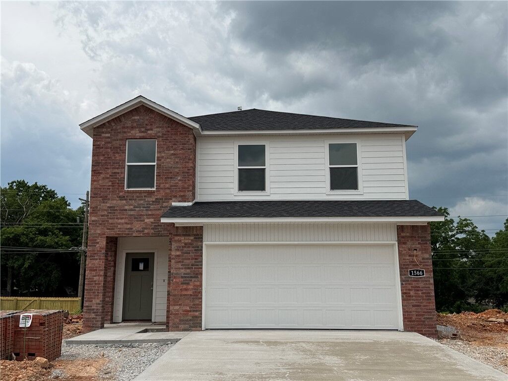 Property Photo:  1566 Ridgeview Drive  AR 72762 