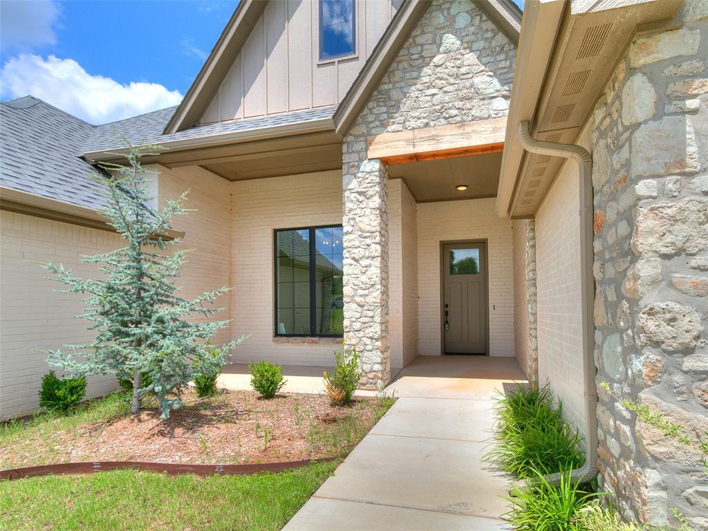 Property Photo: 2263 Winter Creek Boulevard OK 73010