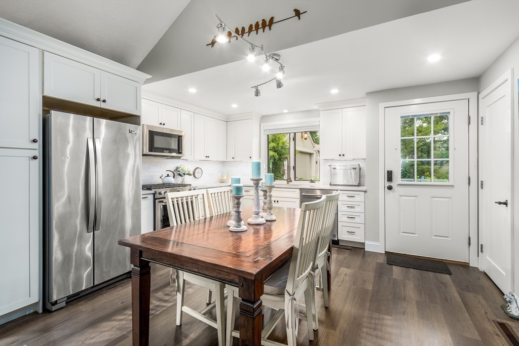 Property Photo:  3 Niblick Lane  MA 02649 