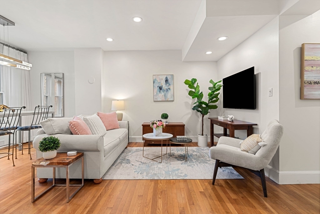 Property Photo: 16 Claremont Park 2 MA 02116