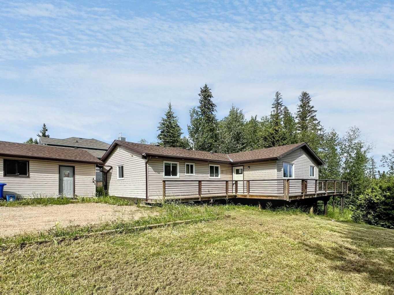 Property Photo: 57 Poplar Crescent AB T9H 5S1