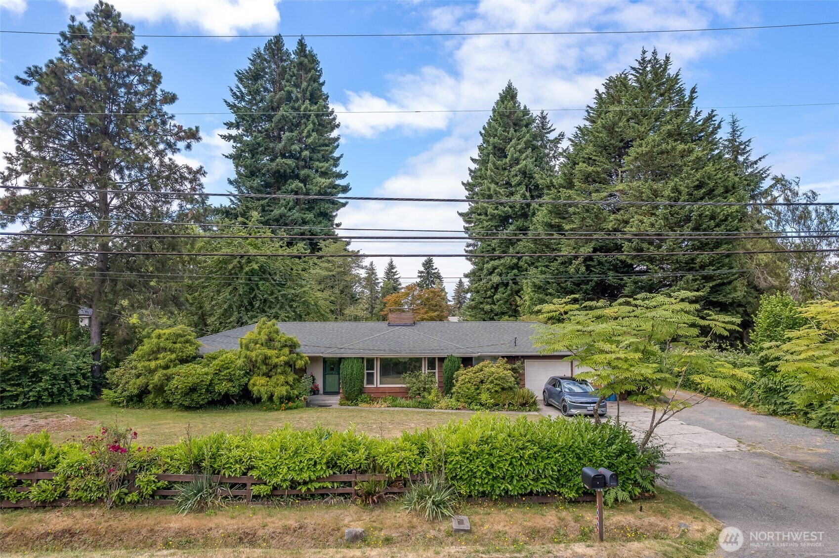 Property Photo: 22912 84th Avenue W WA 98026