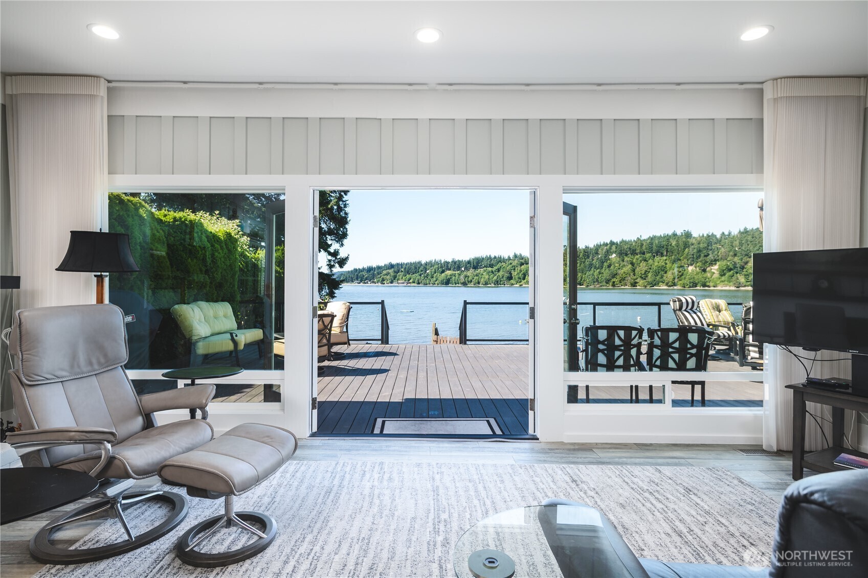 Property Photo: 13532 Slice Street WA 98221