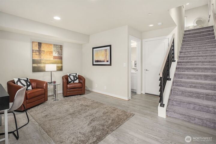 Property Photo: 1910 Riva Lane NW WA 98027