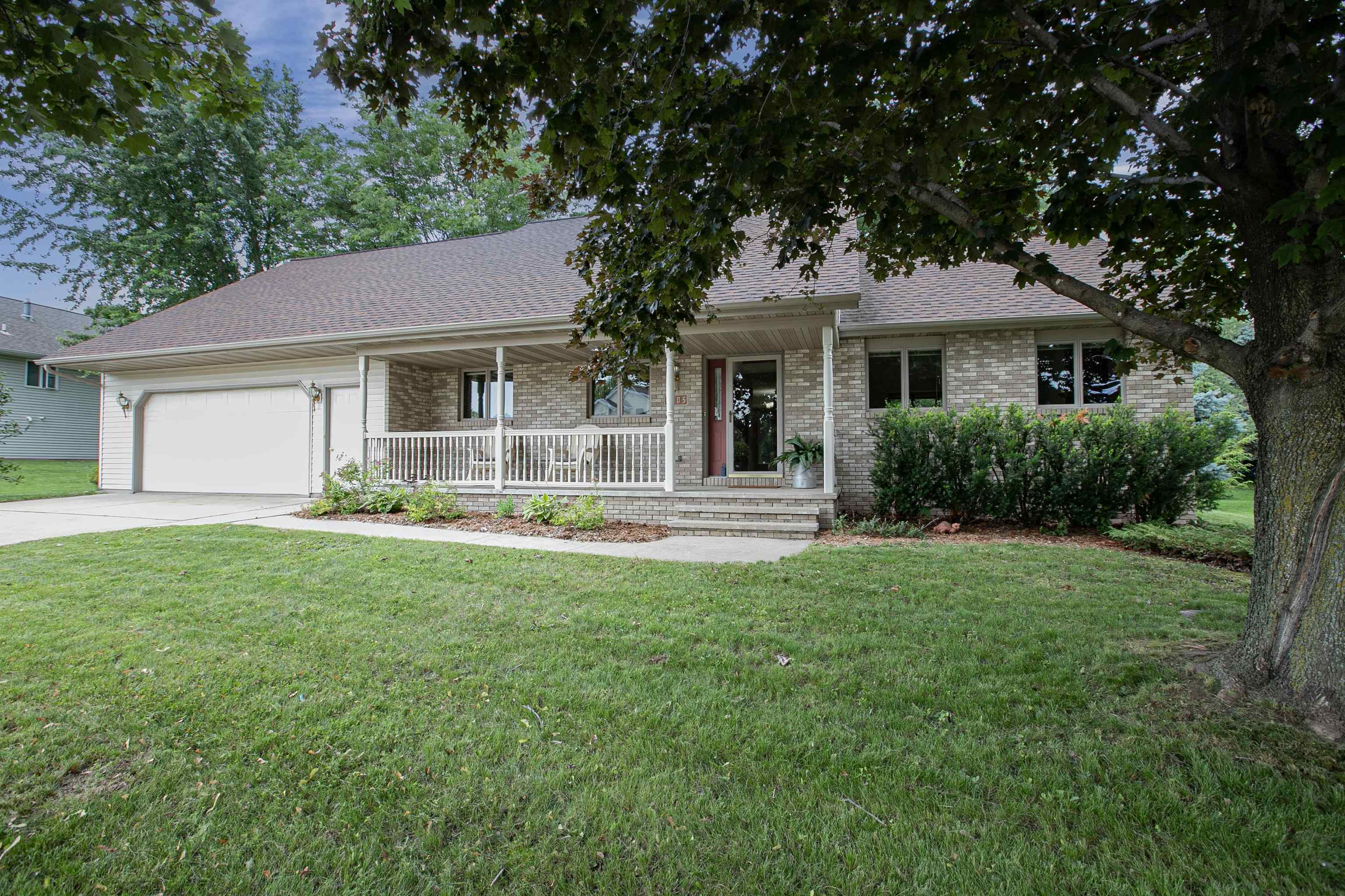 Property Photo: 1205 Lewis Street WI 54140