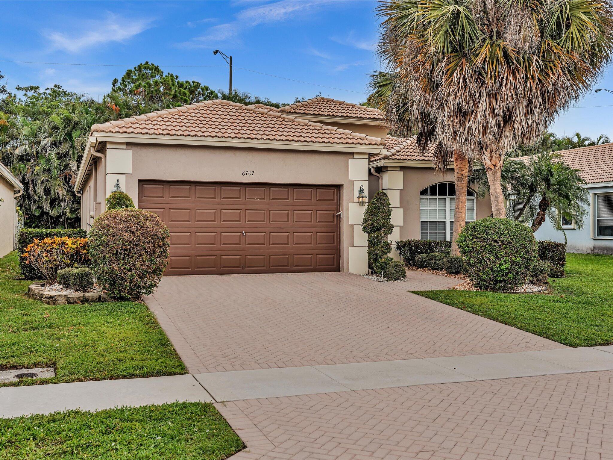 Property Photo: 6707 Southport Drive FL 33472