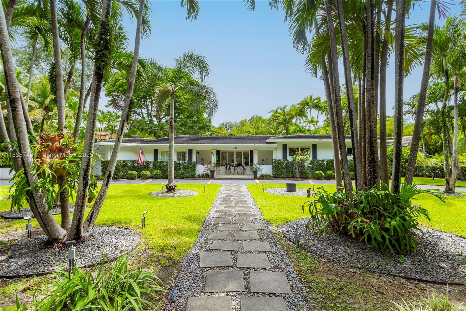 Property Photo: 711 Sunset Rd FL 33143