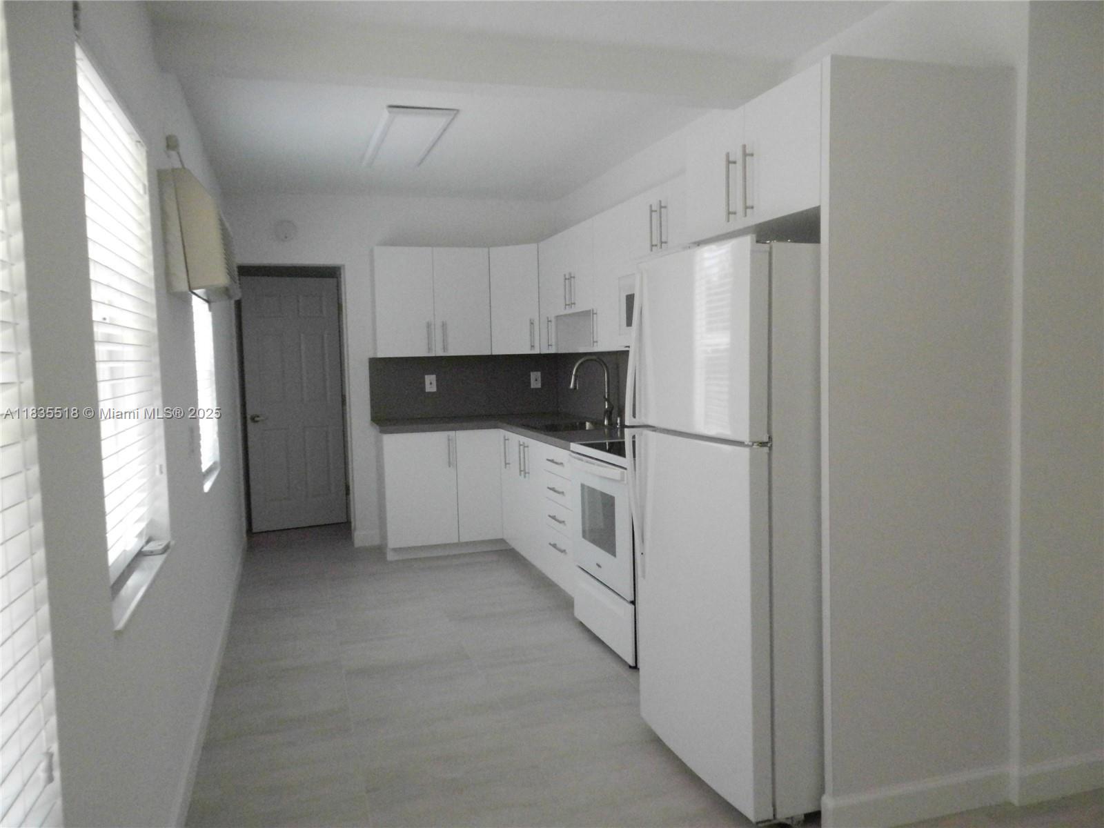 Property Photo: 1738 Rodman 1 FL 33020