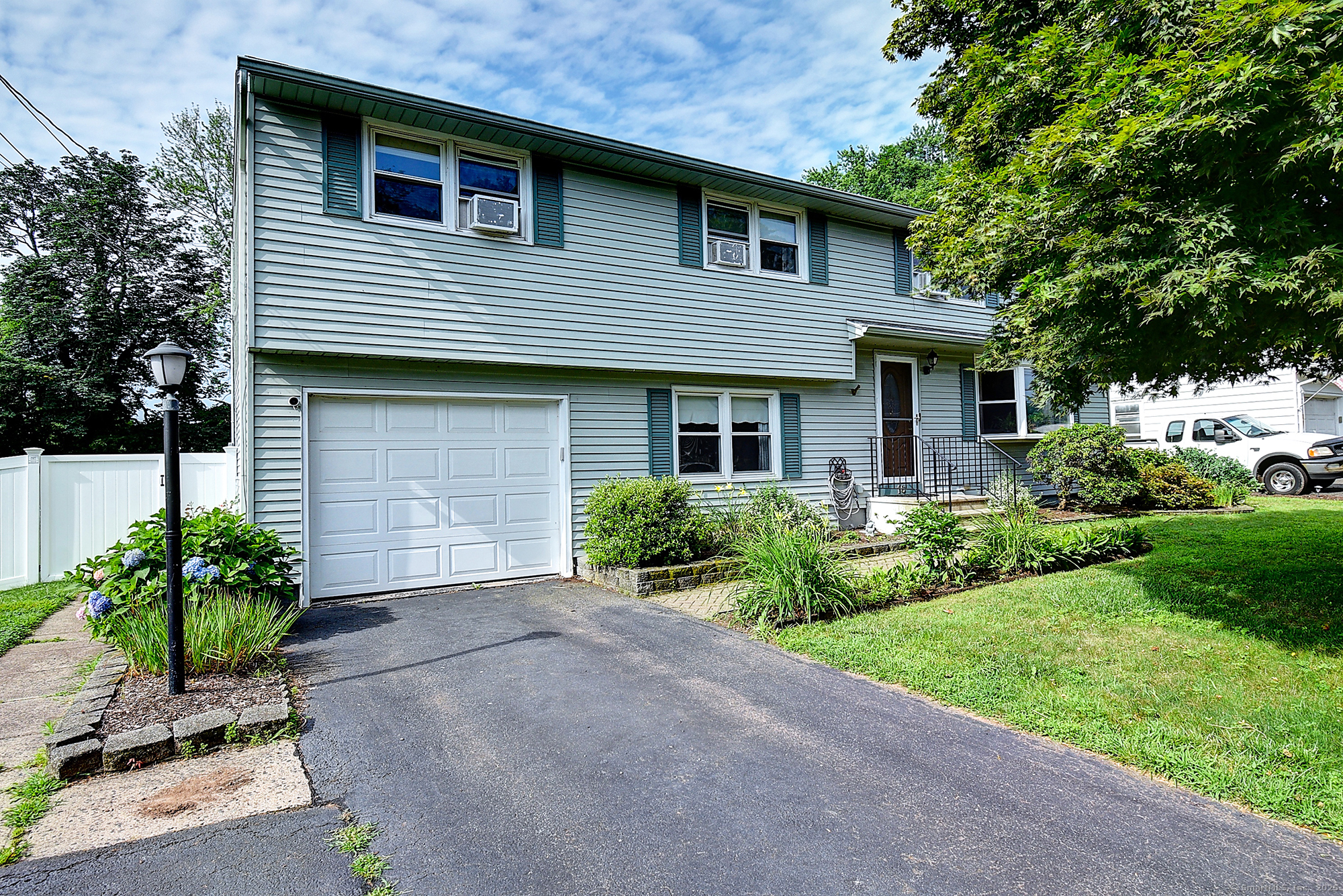 Property Photo: 16 Kenwood Road CT 06450