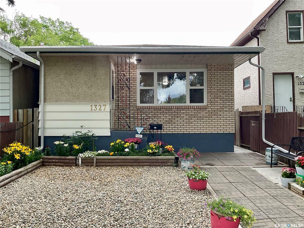 Property Photo: 1327 Athol Street SK S4T 3C6