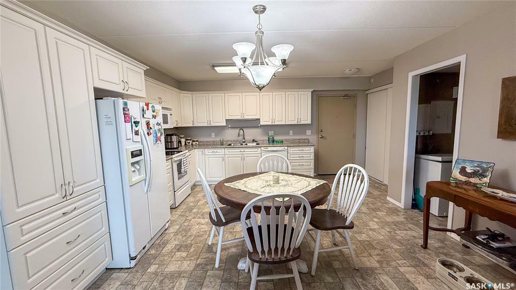 Property Photo: 2 18th Street 206 SK S0M 0E0
