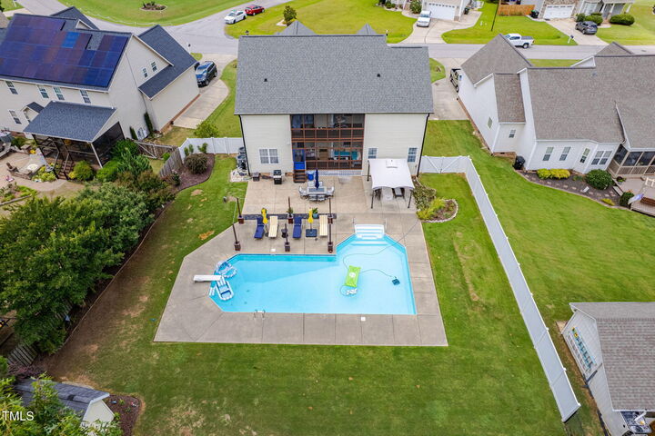 Property Photo: 171 Winding Oak Way NC 27520
