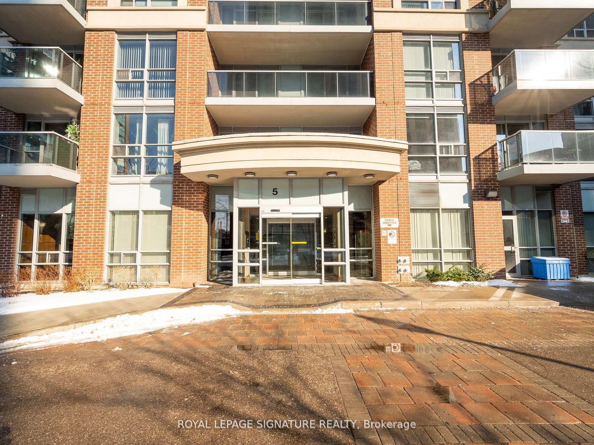 Property Photo: 5 Michael Power Place 901 ON M9A 0A3