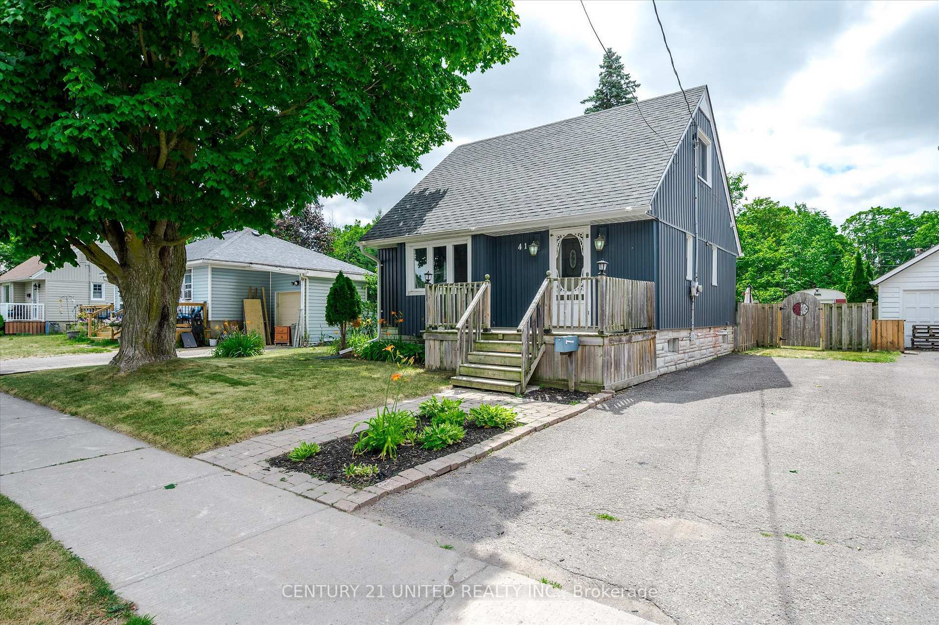 Property Photo: 41 Morrow Street ON K9J 1X2