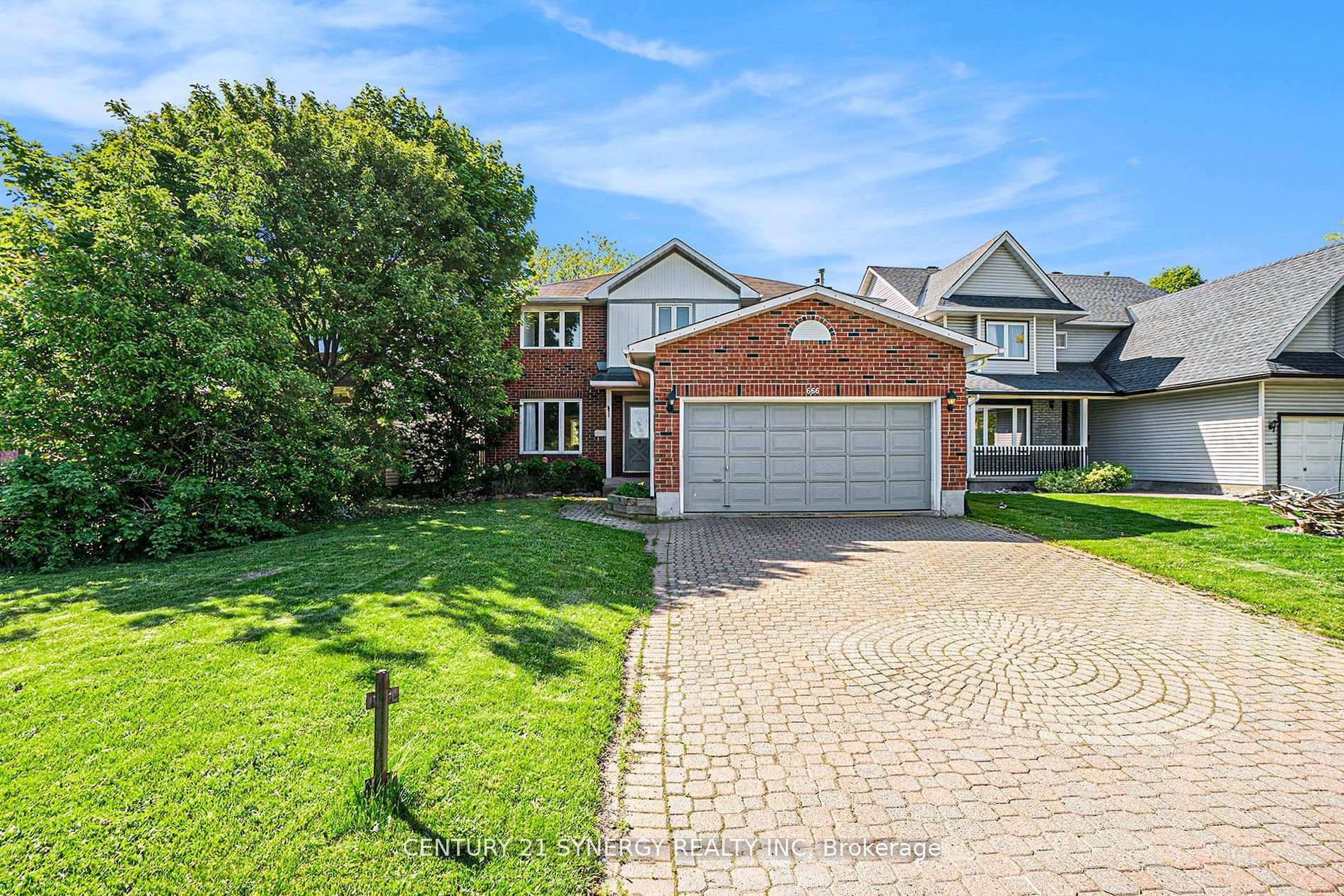 Property Photo:  666 Mathieu Way  ON K4A 2R4 