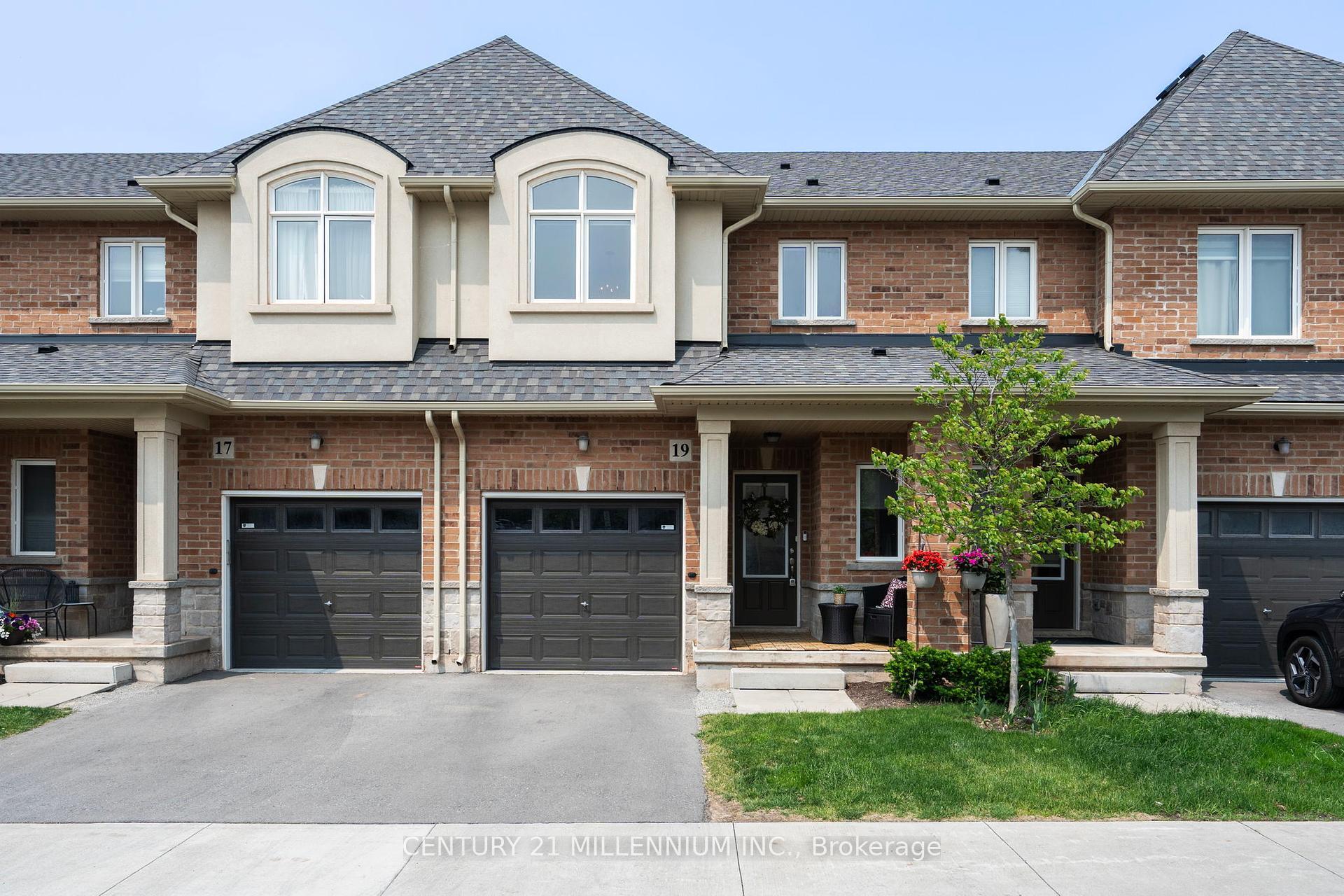 19 Arietta Lane  Hamilton ON L8E 0K7 photo