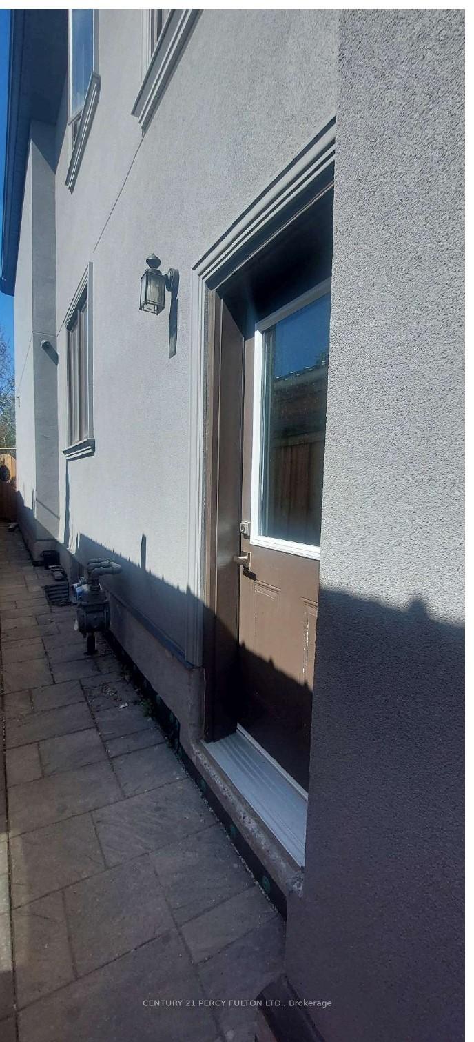 Property Photo:  2 Mack Avenue  ON M1L 1L9 