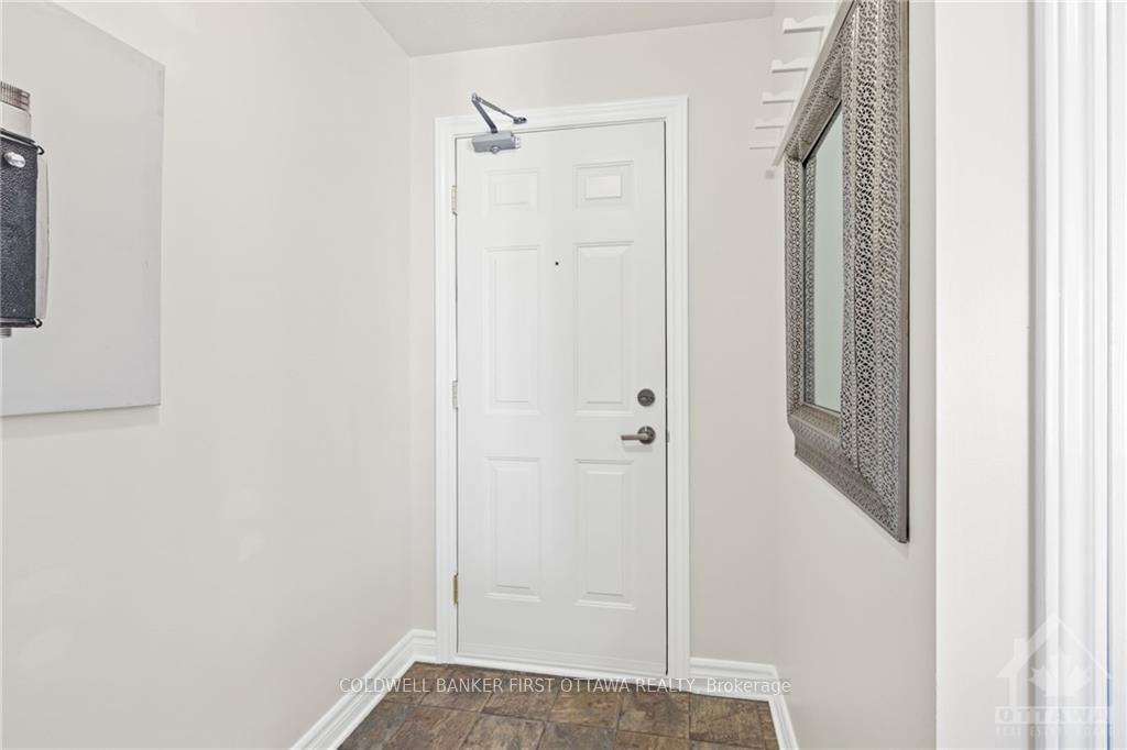 Property Photo: 304 Paseo Private 5 ON K2G 4N7