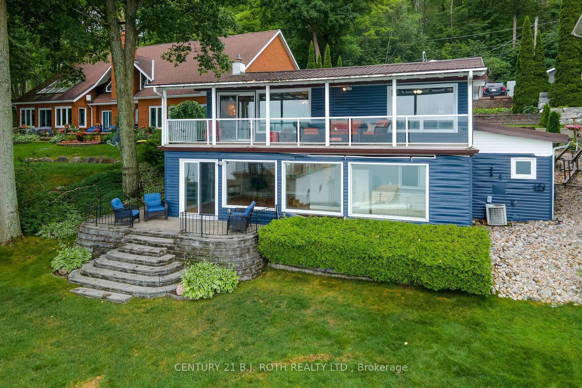 Property Photo: 409 Pheasant Lane ON L4R 5H3