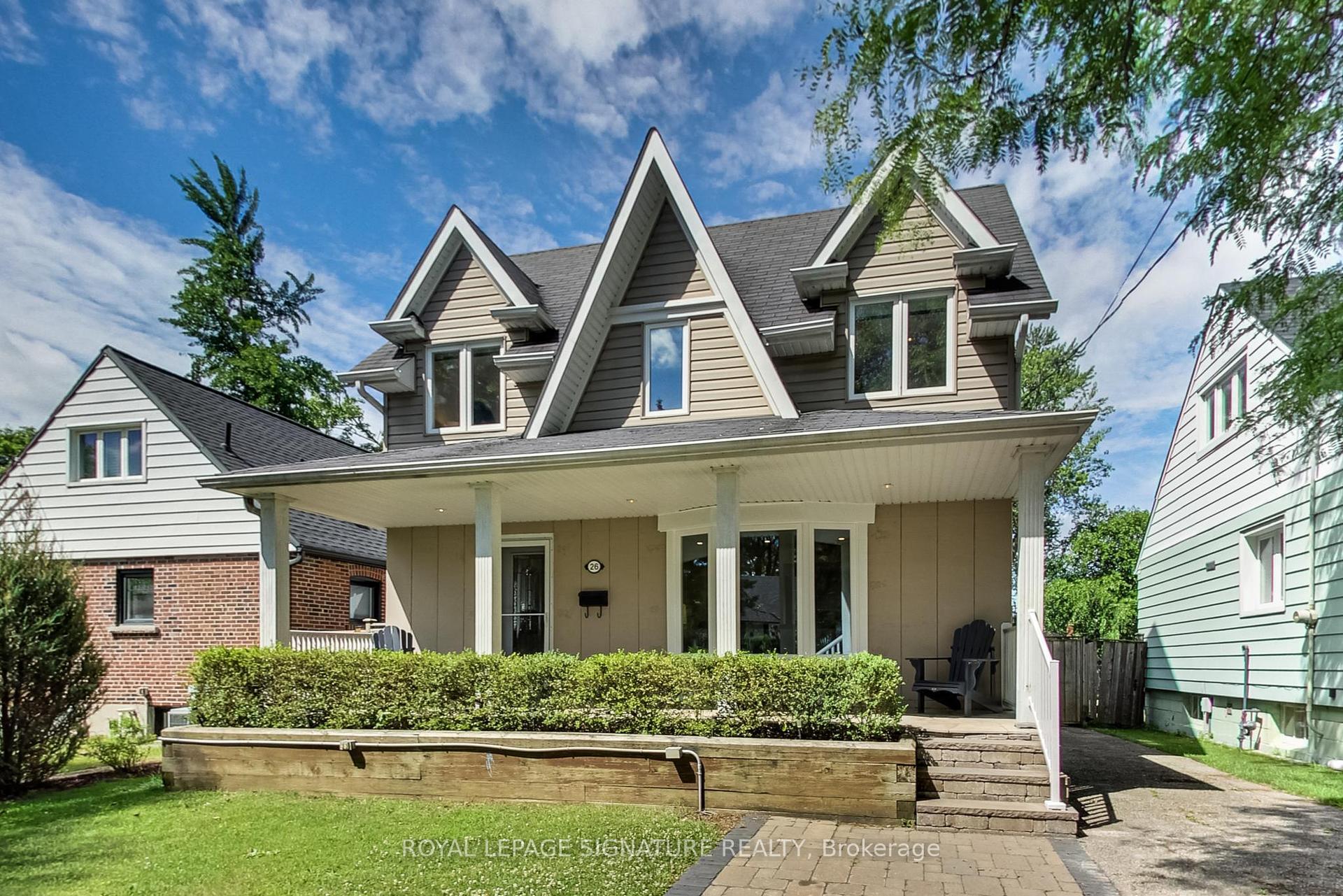 Property Photo: 26 Fulham Drive ON M8W 4T2