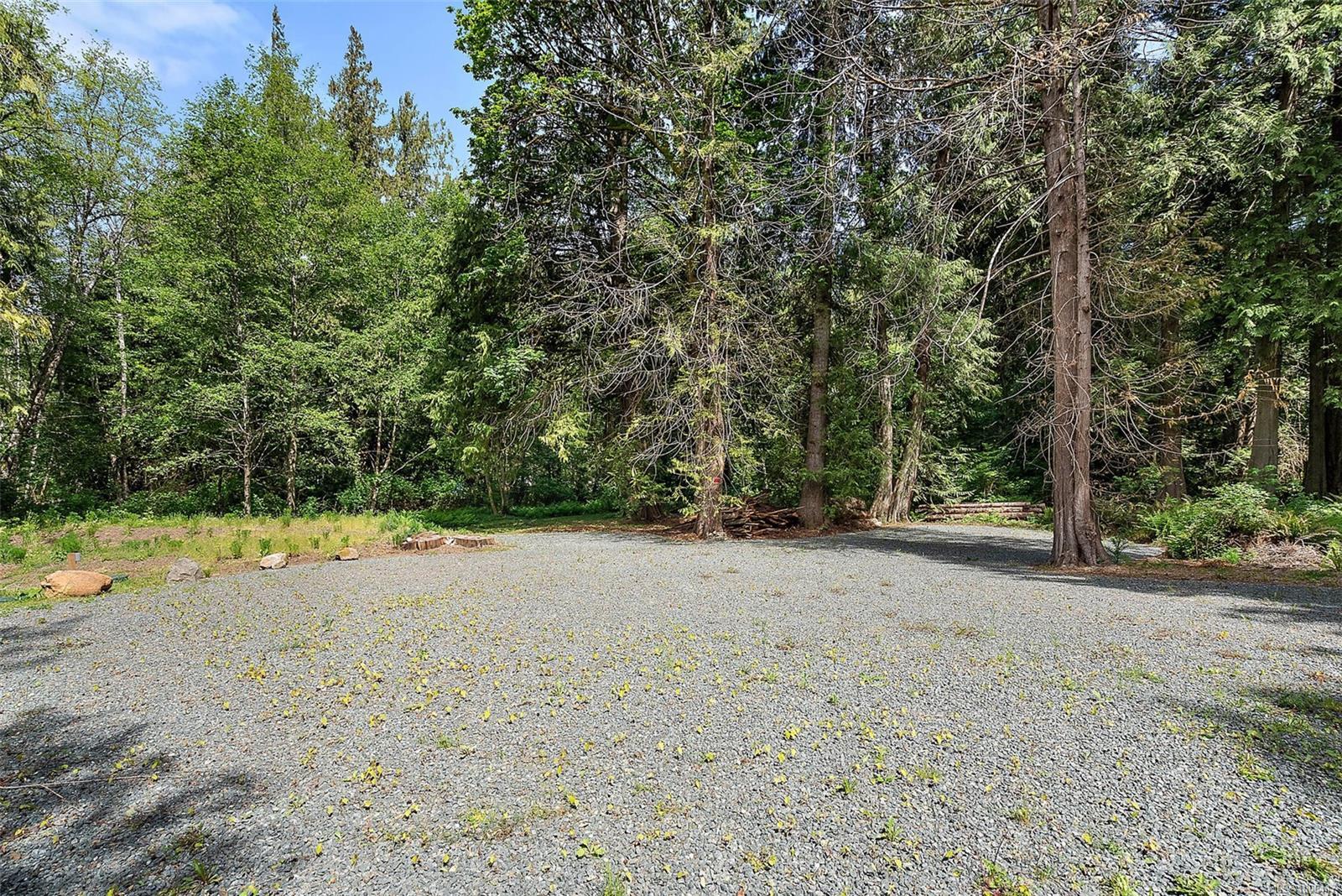 Photo de la propriété: 1691 Kangaroo Rd BC V9C 4C6