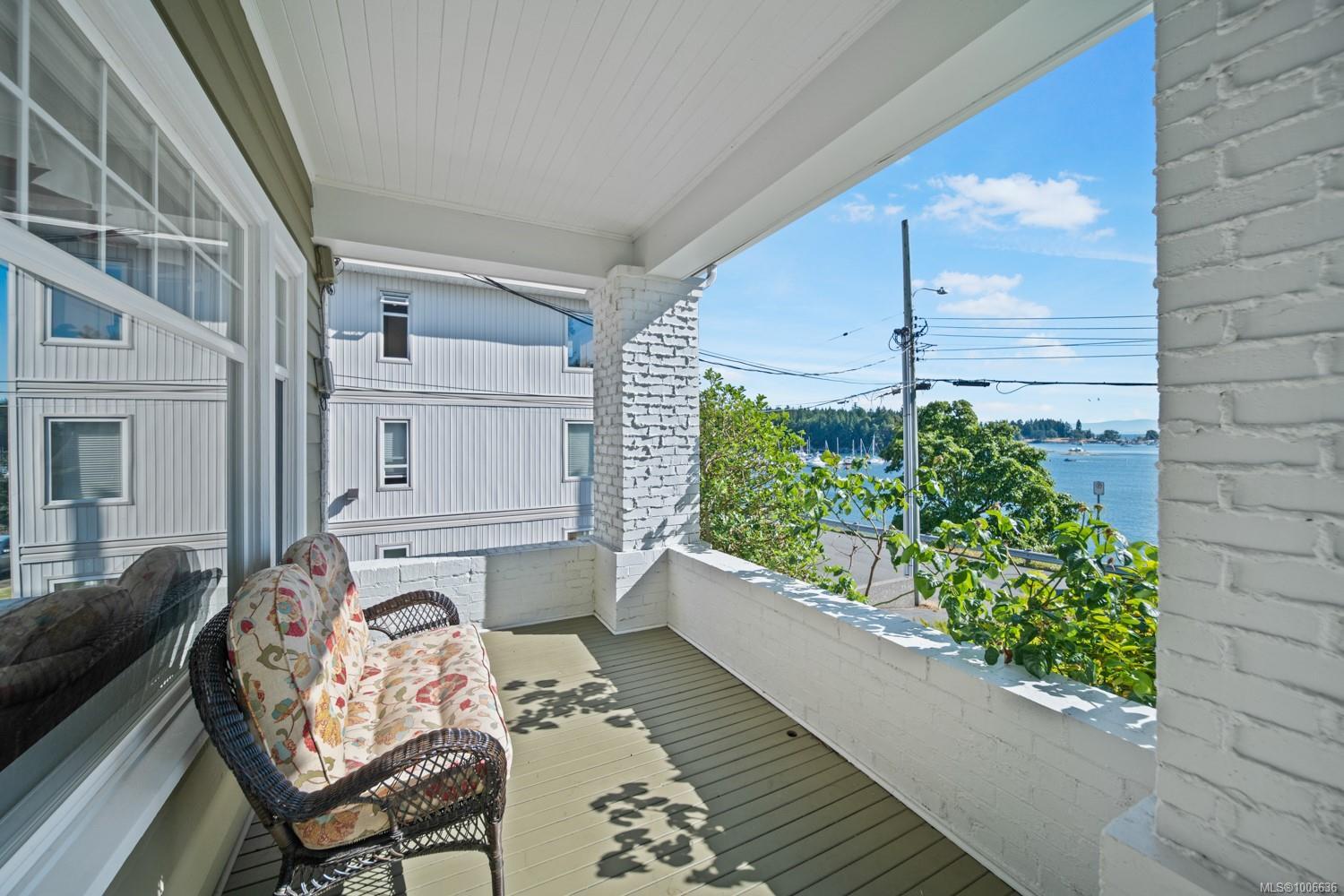 Property Photo: 135 Newcastle Ave BC V9S 4H7