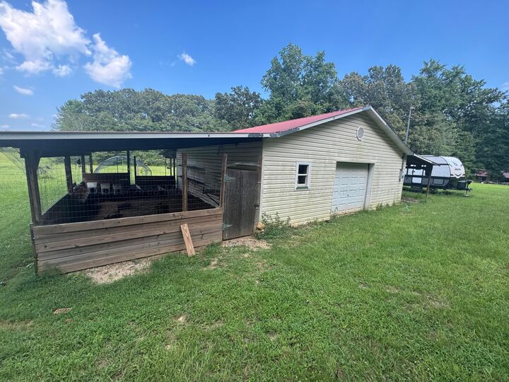 Property Photo: 349 County Rd 16 AL 35541