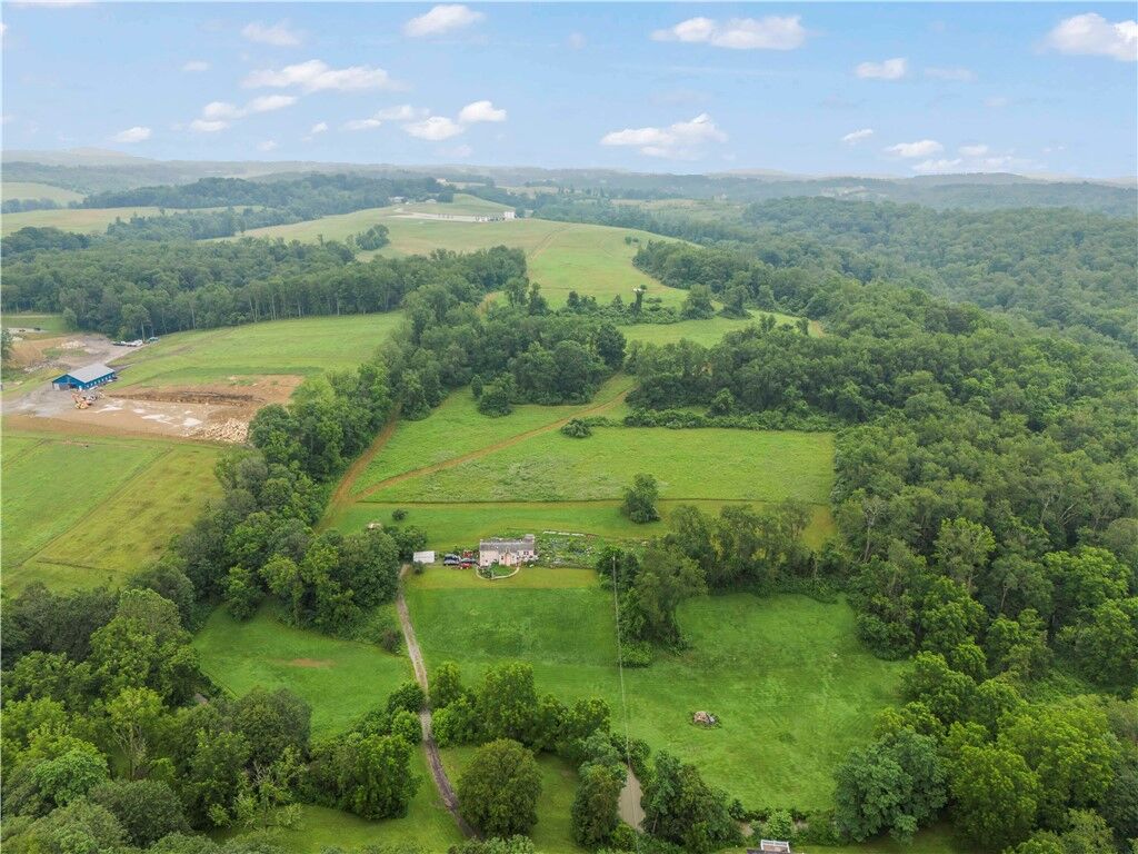 Property Photo:  465 Sugar Run Road  PA 15330 