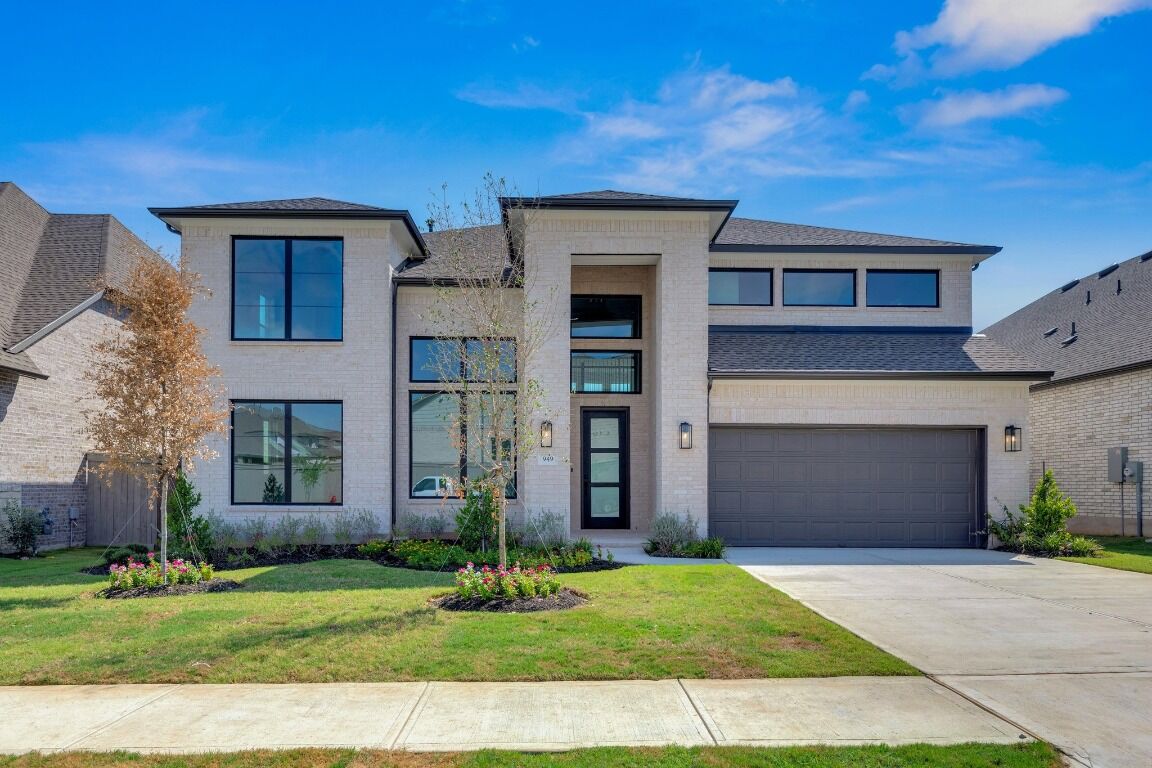 Property Photo:  949 Rock Daisy Trail  TX 78634 