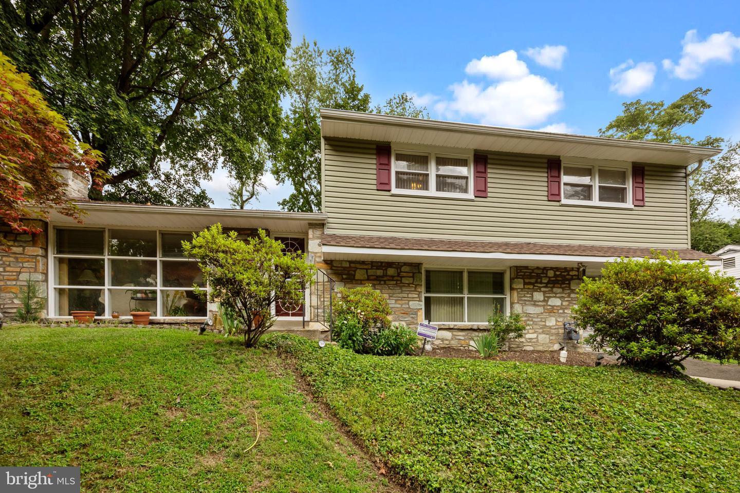 7608 Coventry Avenue  Elkins Park PA 19027 photo