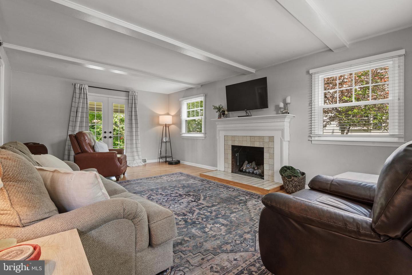 Property Photo: 1822 Longview Drive PA 17601
