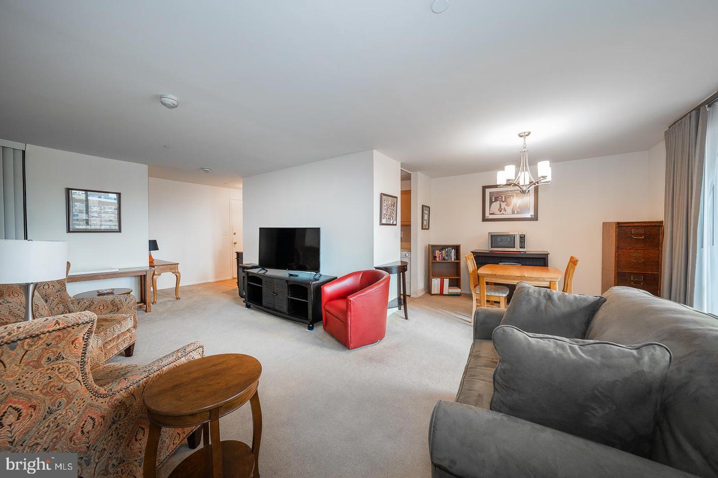Property Photo: 1919 Chestnut Street 2903 PA 19103