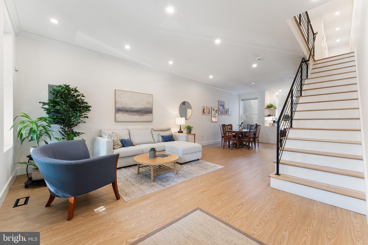 Property Photo: 922 8th Street NE DC 20002