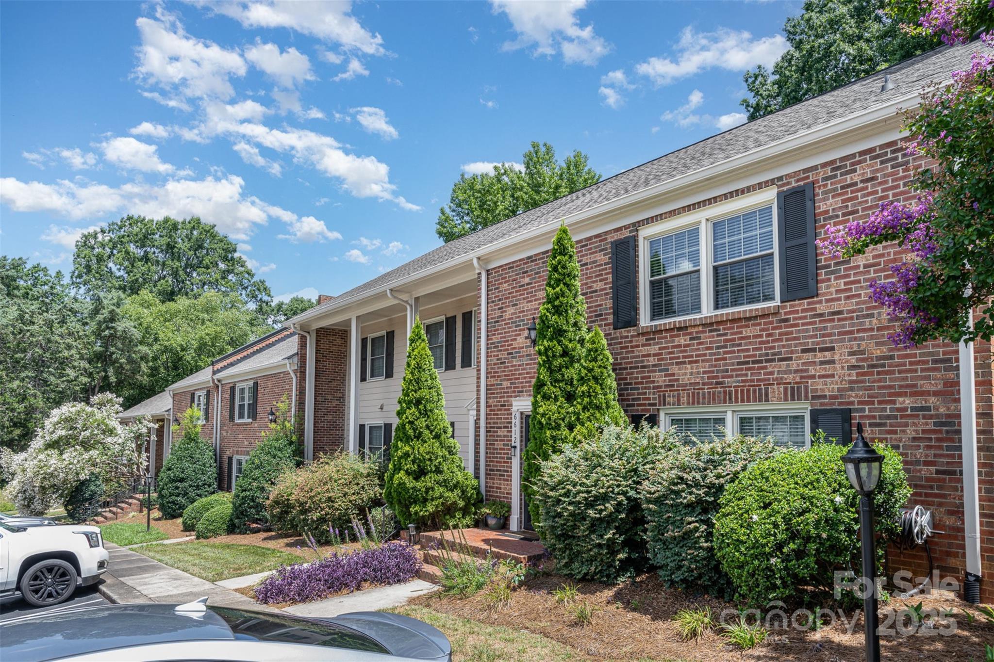 Property Photo: 6616 Bunker Hill Circle NC 28210