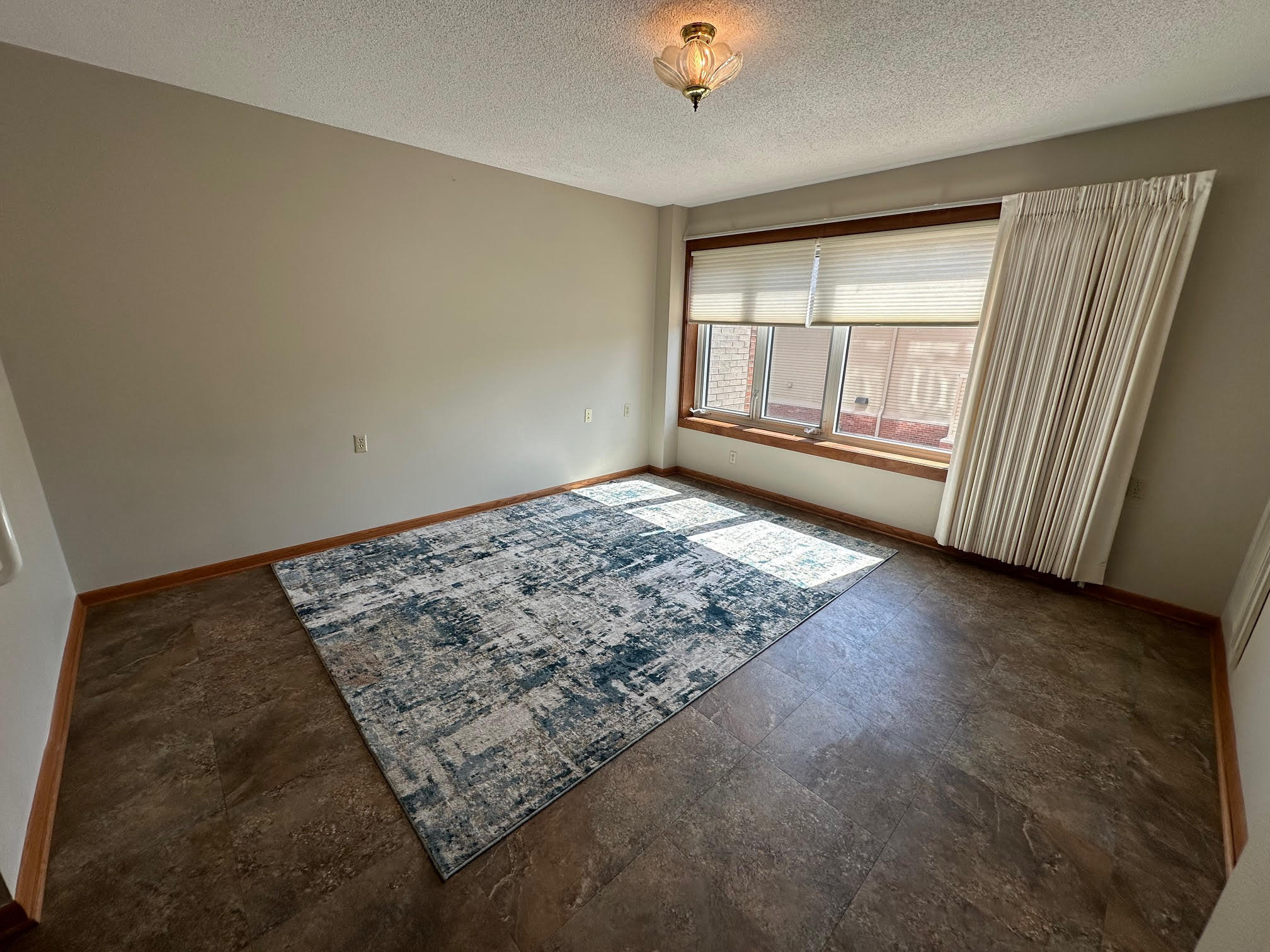 Property Photo: 2200 Hamilton Drive 204 IA 50014