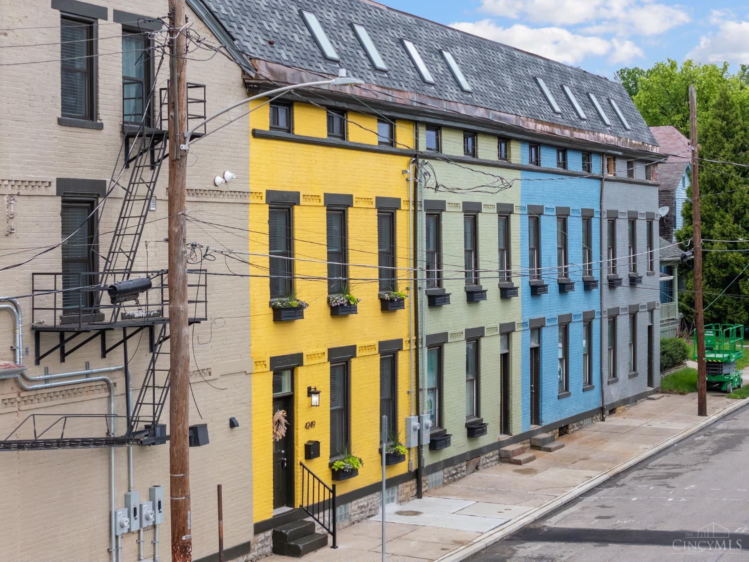 Property Photo:  4249 Chambers Street  OH 45223 