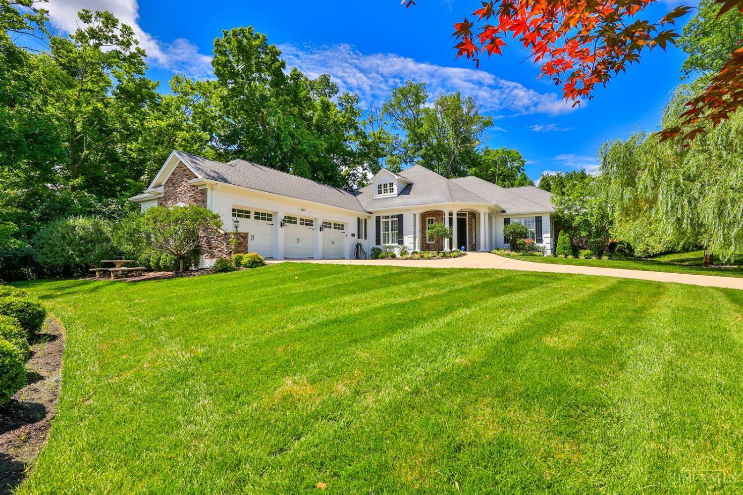 Property Photo: 3497 Bayard Drive OH 45208
