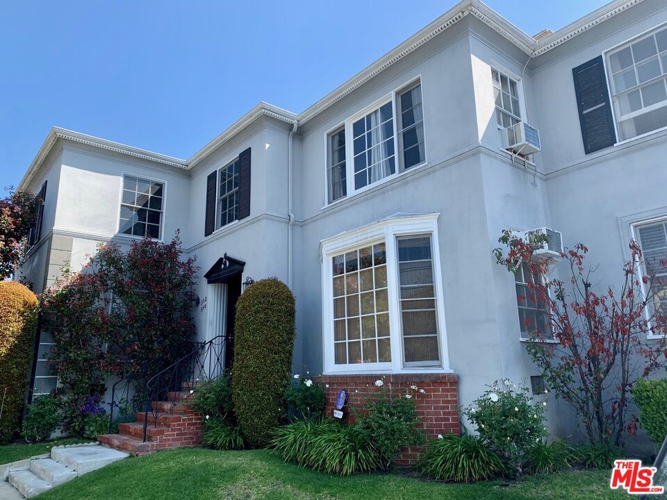 Property Photo: 350 S La Jolla Ave CA 90048