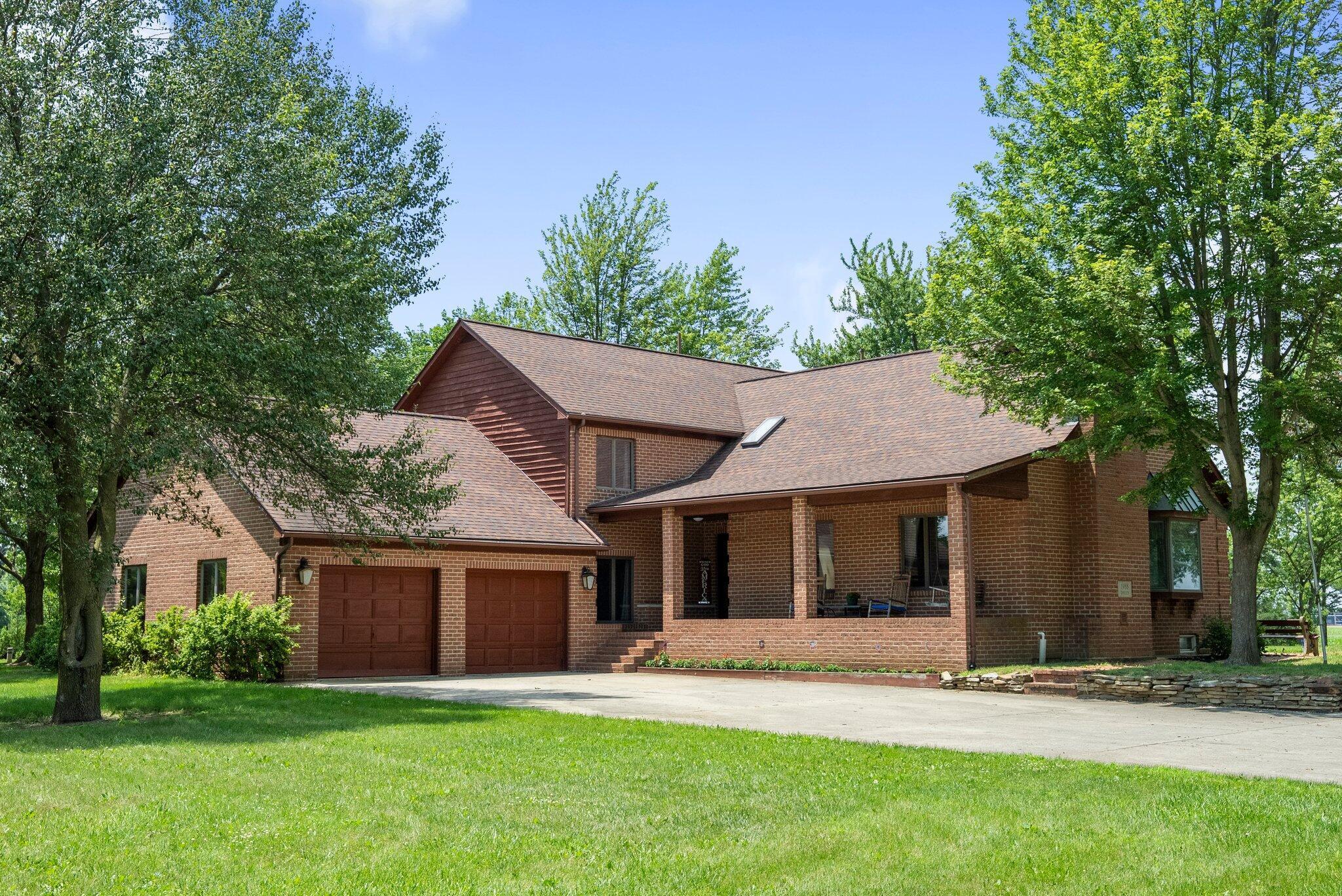 Property Photo: 1178 London Road OH 43162